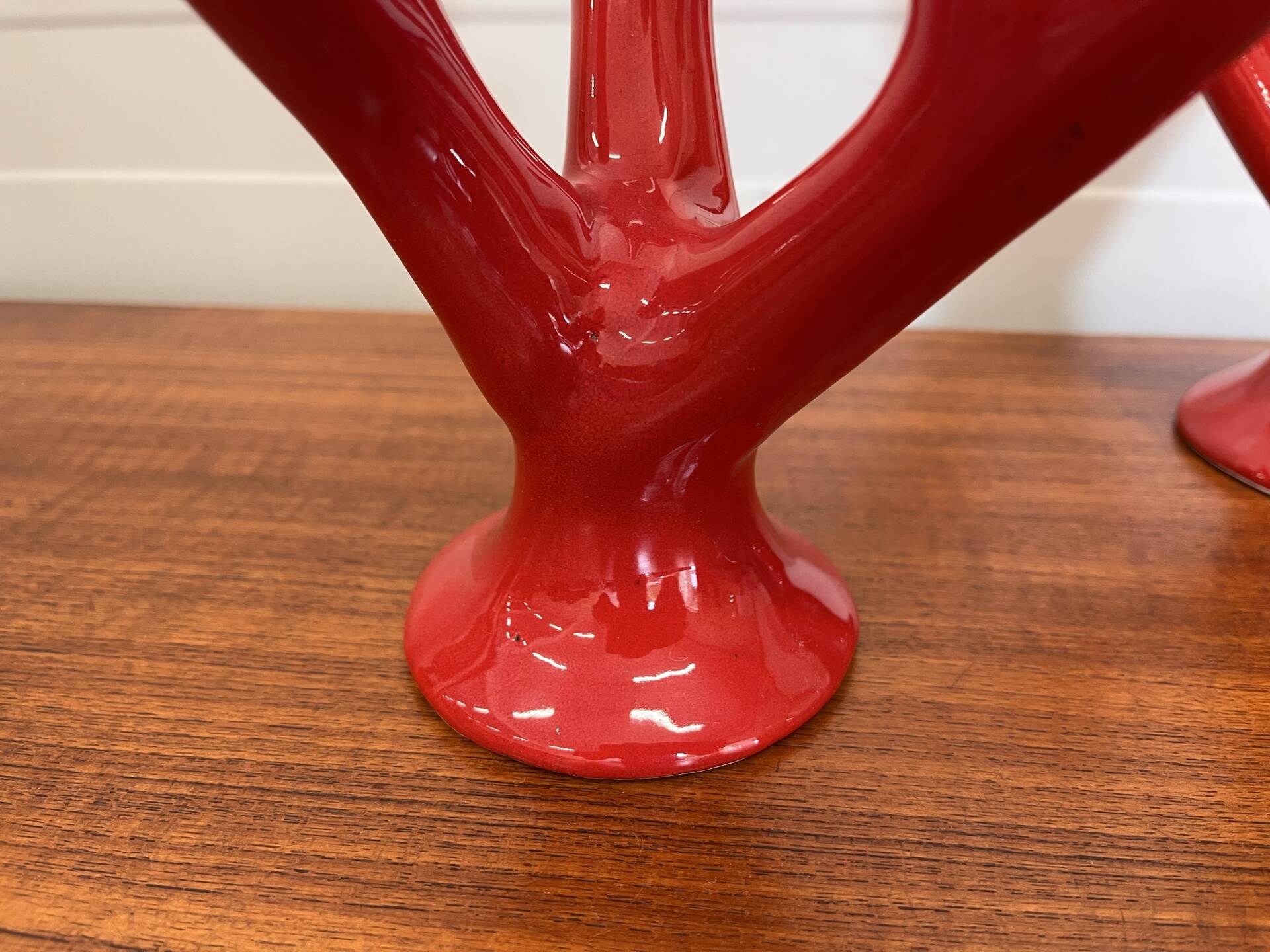 Set of two vintage “Alberello” coral vases