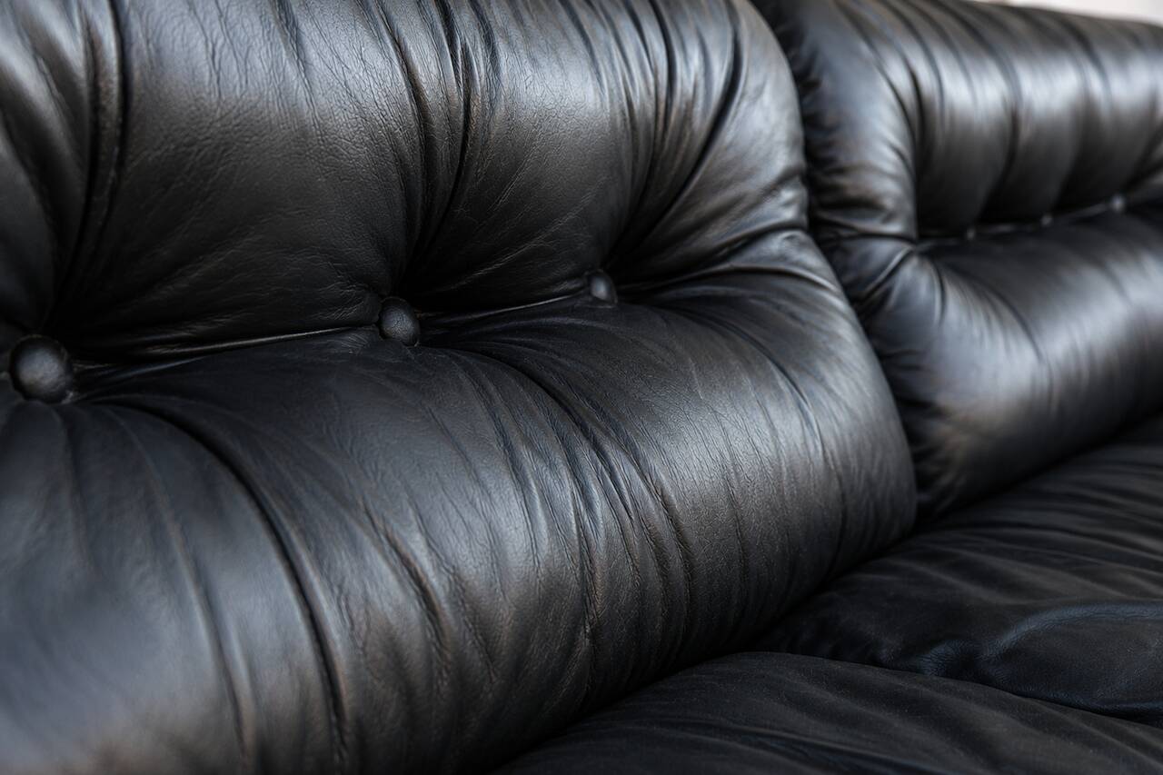 1970’s Vintage Italian design black leather sofa from PelleRossi