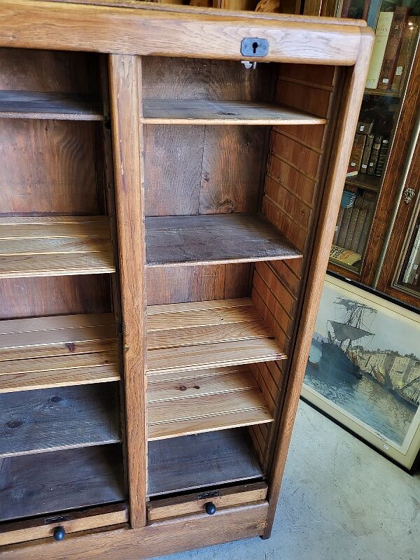 Double curtain binder in oak 1950