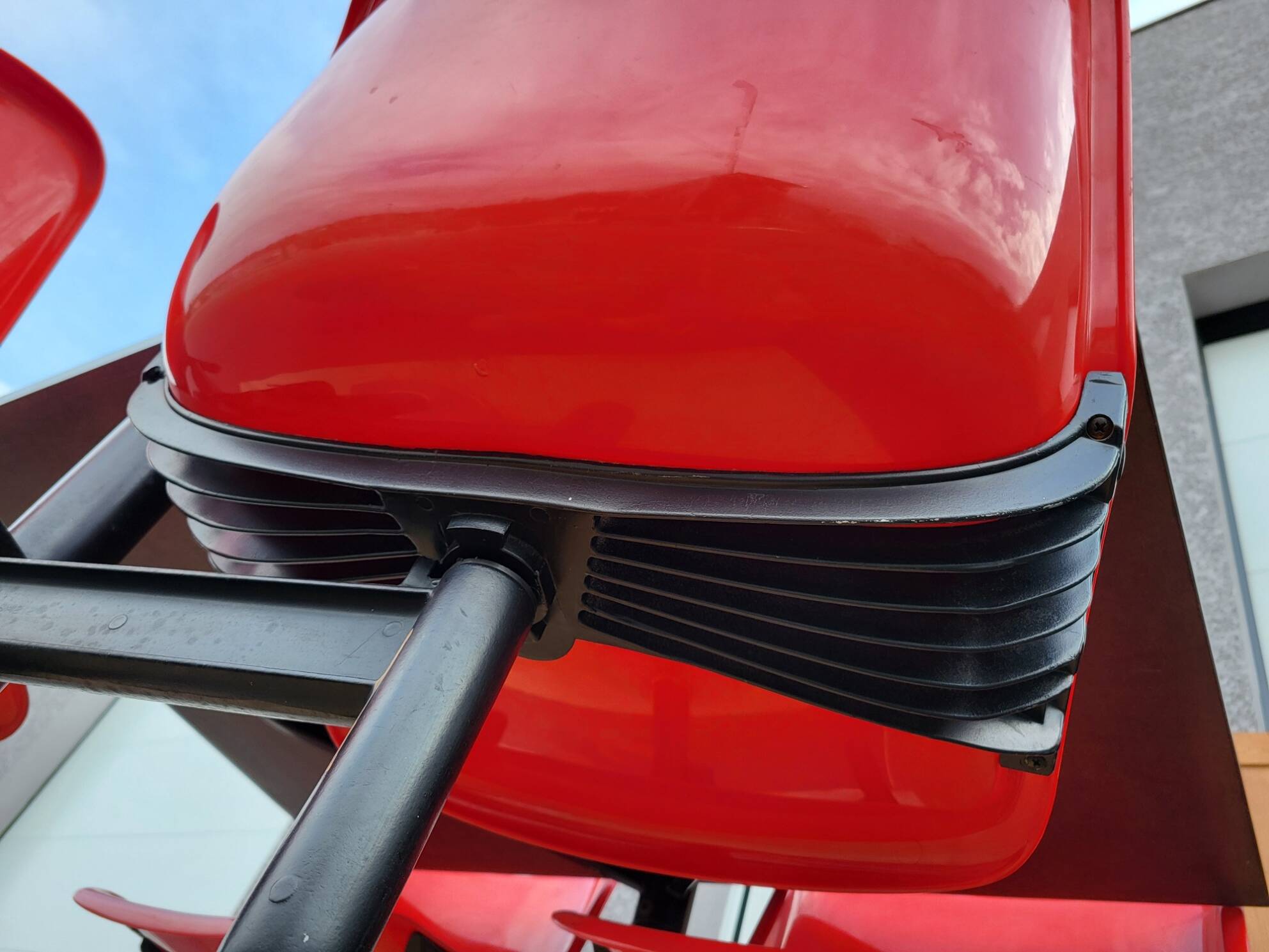 Modus table and 4 chairs Osvaldo Borsani by Tecno Italy 1970 Space Age