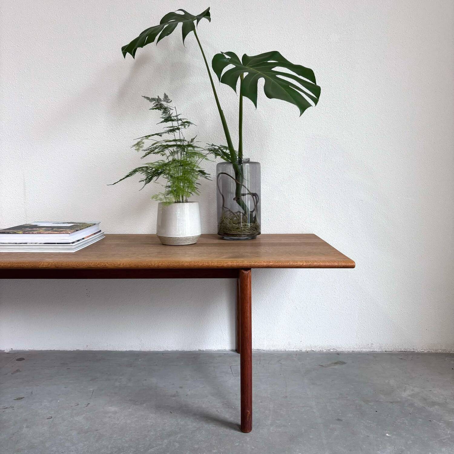 Vintage coffee table Hans J Wegner in oak