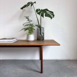 Table basse vintage Hans J Wegner en chêne