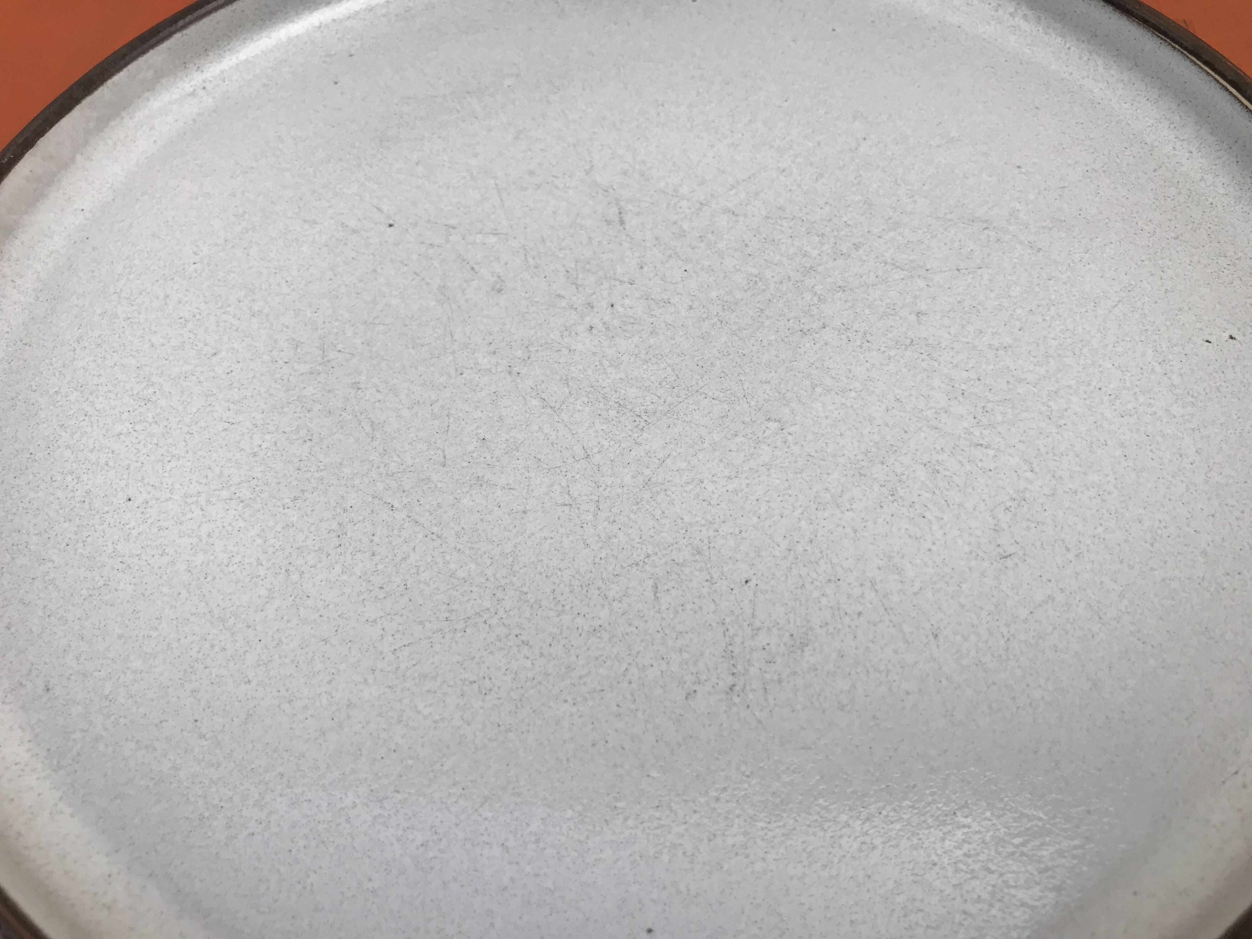 4 Niderviller earthenware dinner plates from the "Prunes" collection