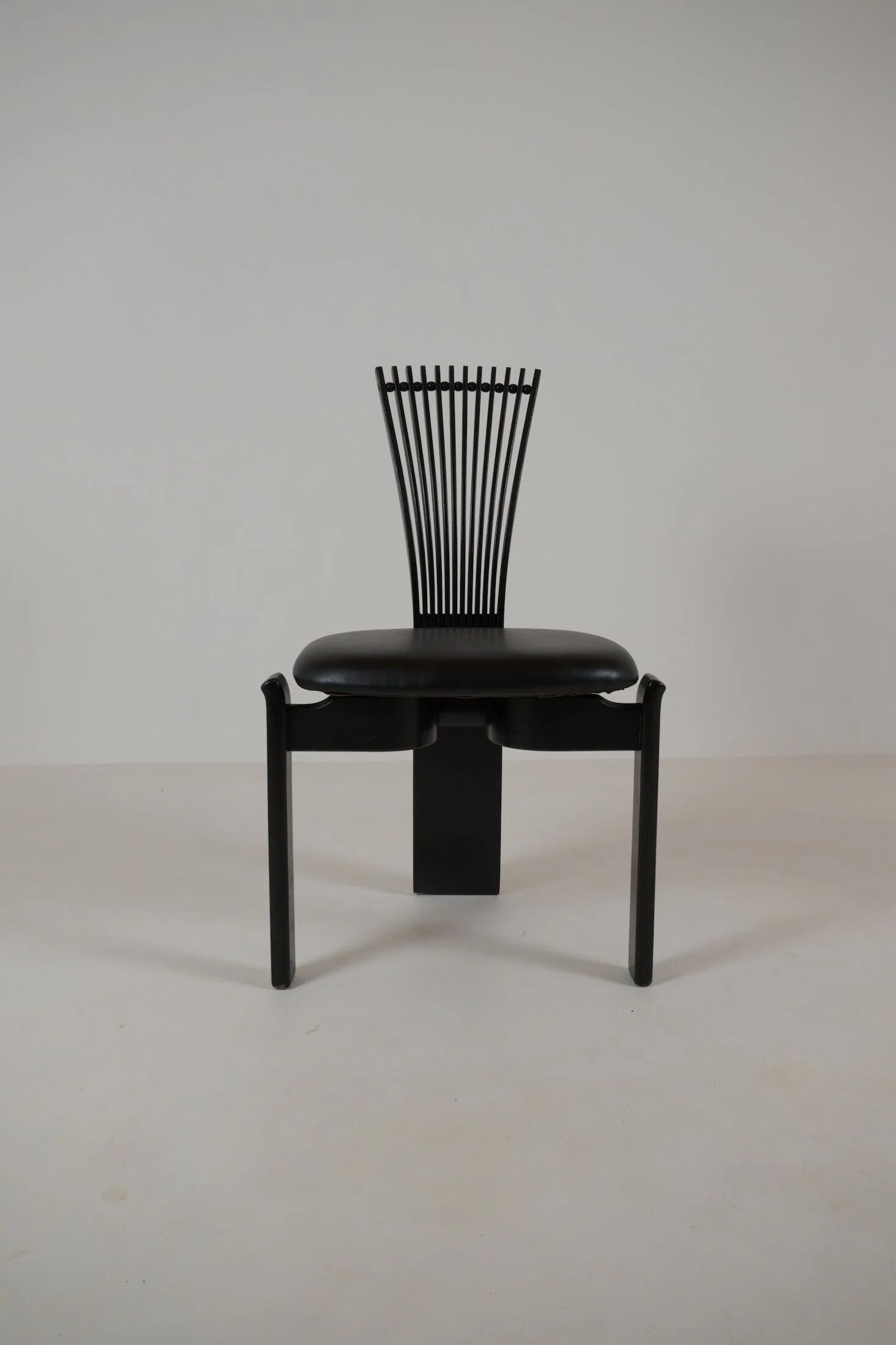 Set of 4 dining chairs "Totem" by Torstein Nilsen