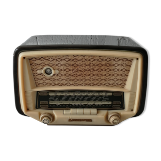 Radio 1958 brand Oceanic