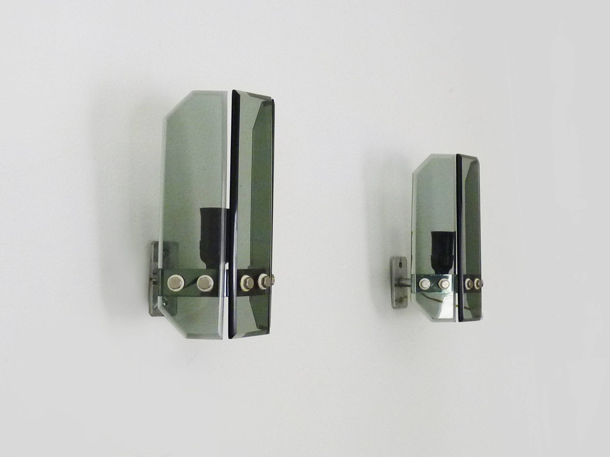 Pair of Italian wall lights in transparent blue-grey glass from the 70s
