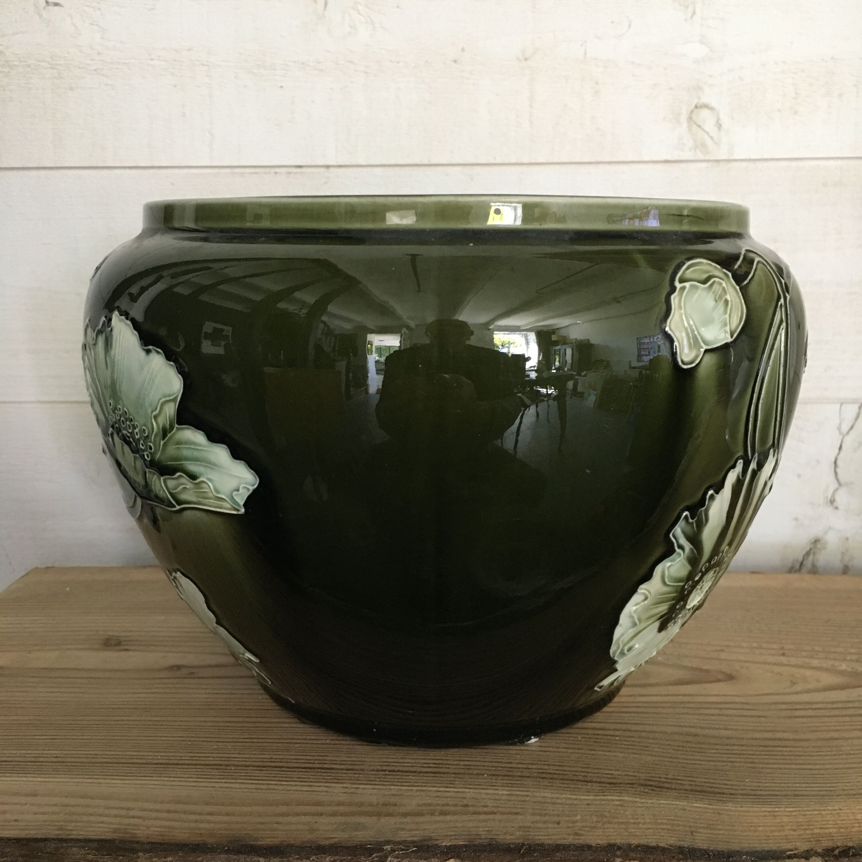 Olive green art deco pot cache