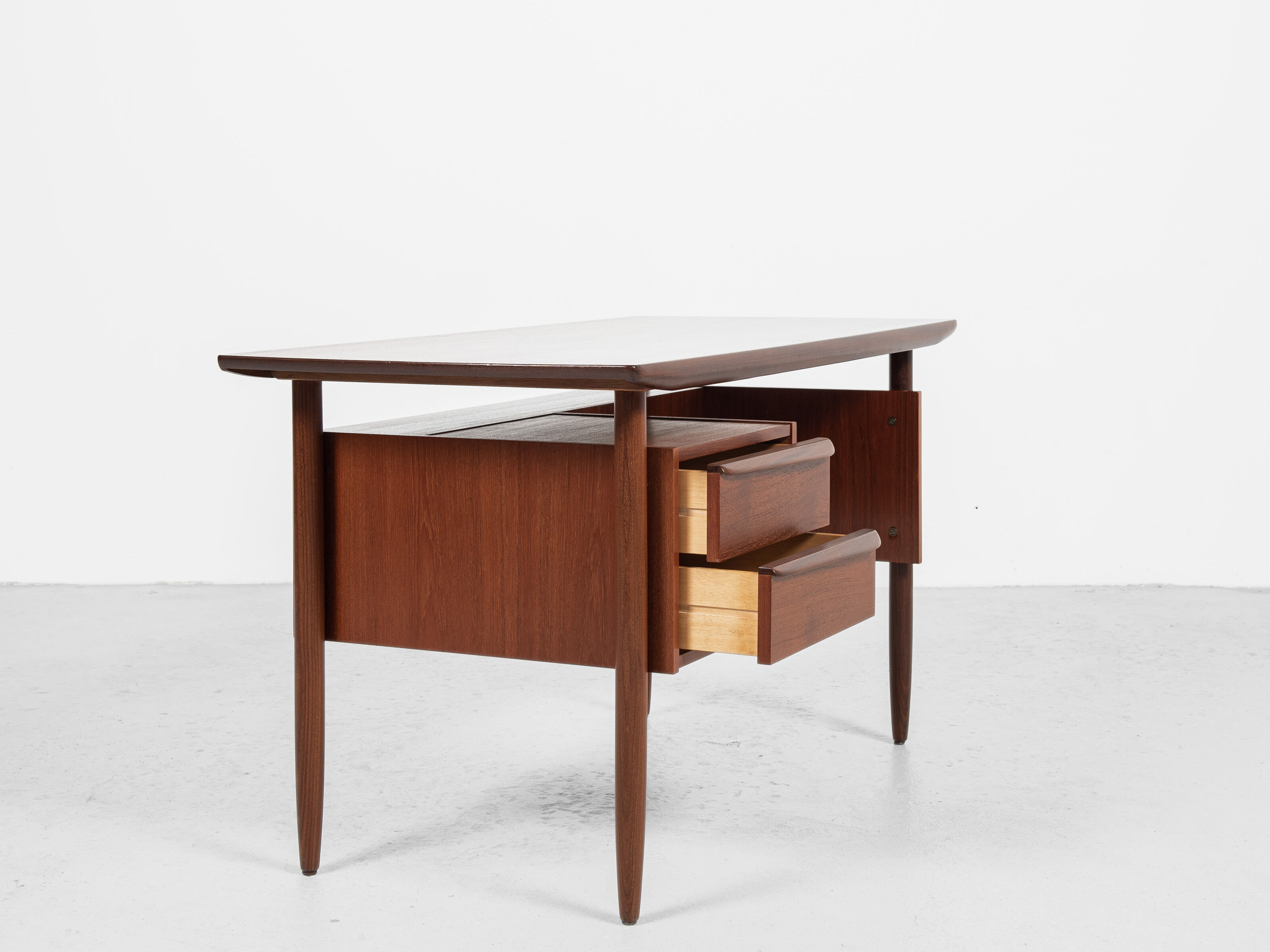 Midcentury Danish desk in teak 1960s - with 2 drawers