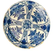 Delft, faience plate decorated in Kraak style, De Grieksche A manufacture, 18th century.