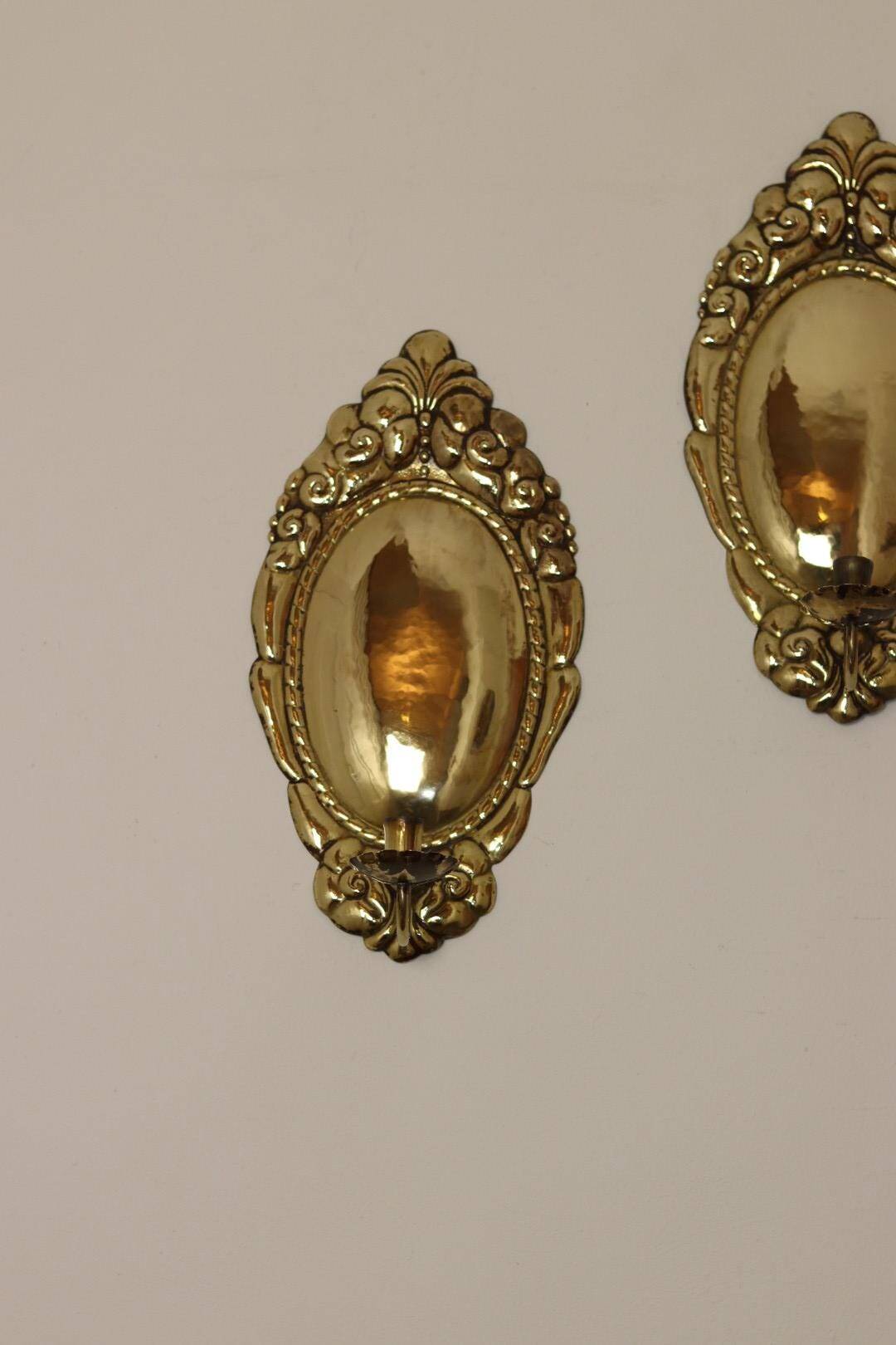 Paire d'appliques suédoises en laiton du milieu du siècle