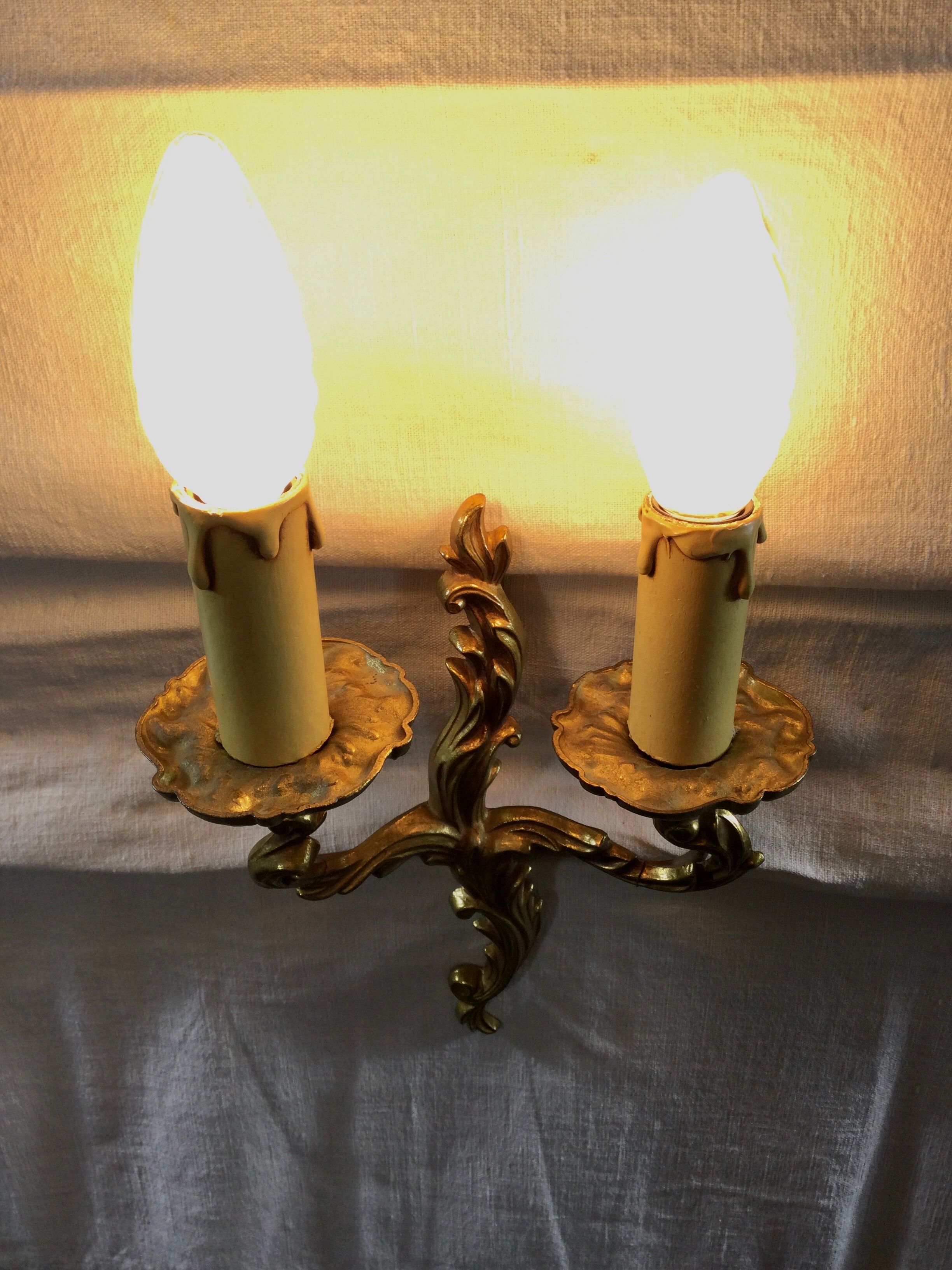 Louis XV style bronze wall lamp with 2 lights
