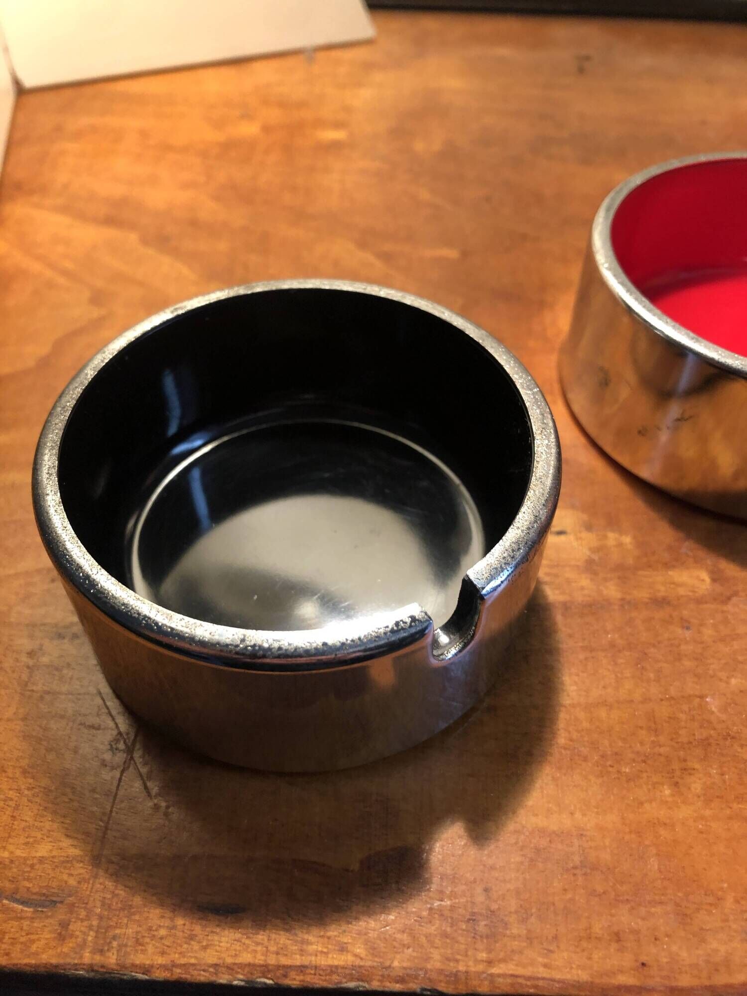 2 vintage ashtrays Isamu Kenmochi space age black and red Japan 1960