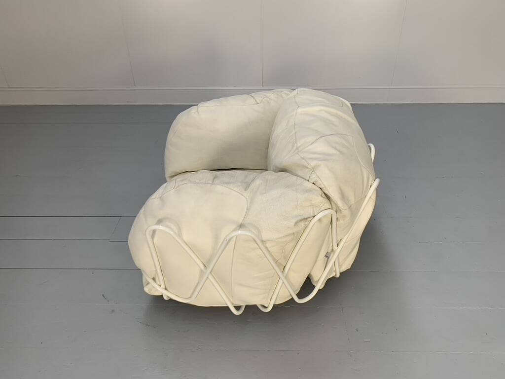 Edra Corbeille Armchair – In ivory white leather