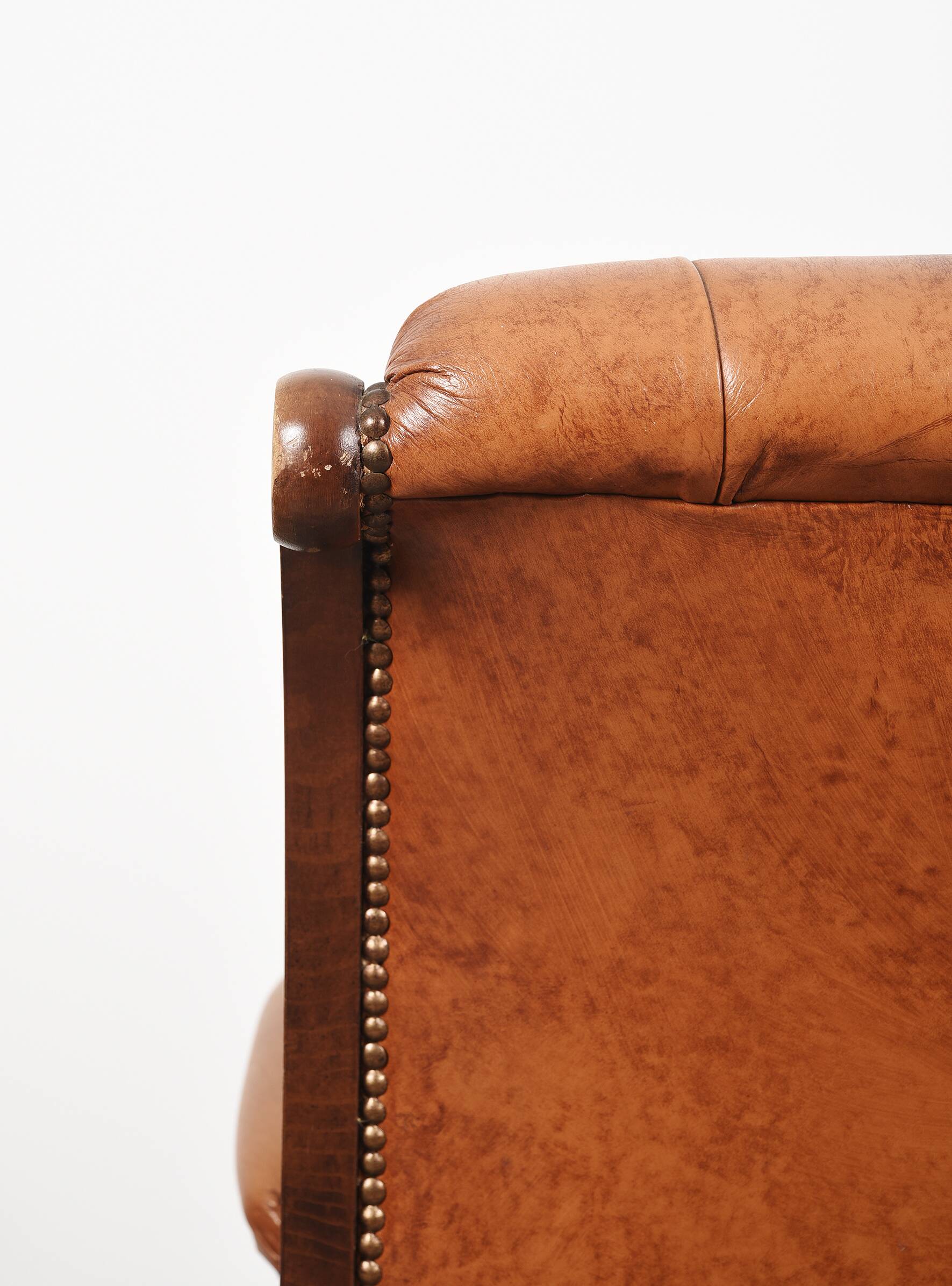 Rocking chair, Chesterfield style