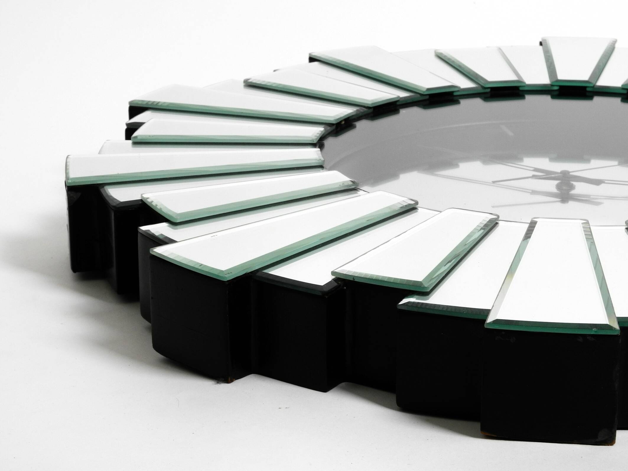 Gigantic rare heavy Sunburst mirror wall clock from the 1970s | Ø 70 cm