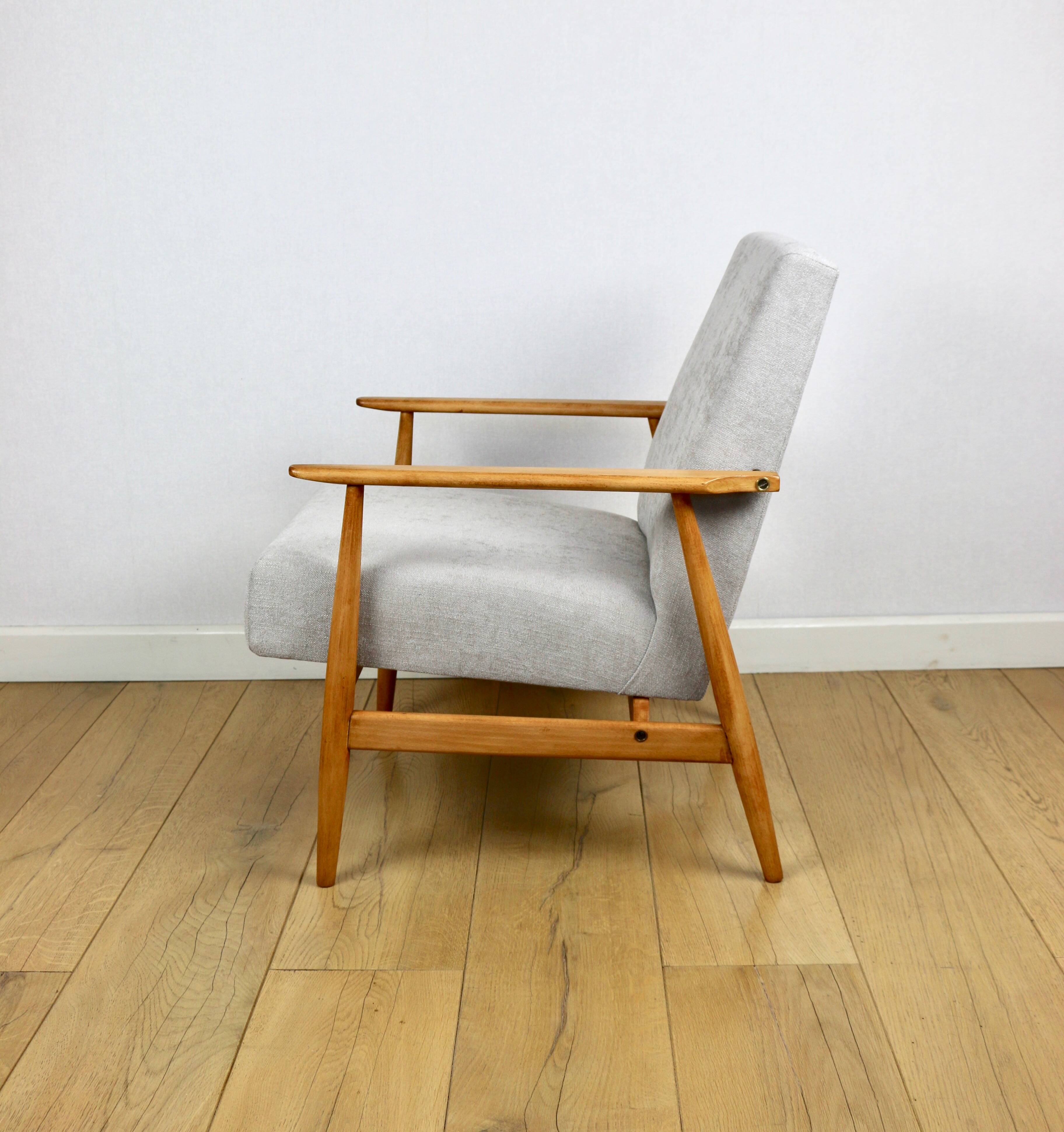 Armchair 'Lis', 1970s, beige light wood, design by Henryk Lis