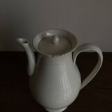 Creil and Montereau neo-classical Directoire coffee pot in fine earthenware circa 1800