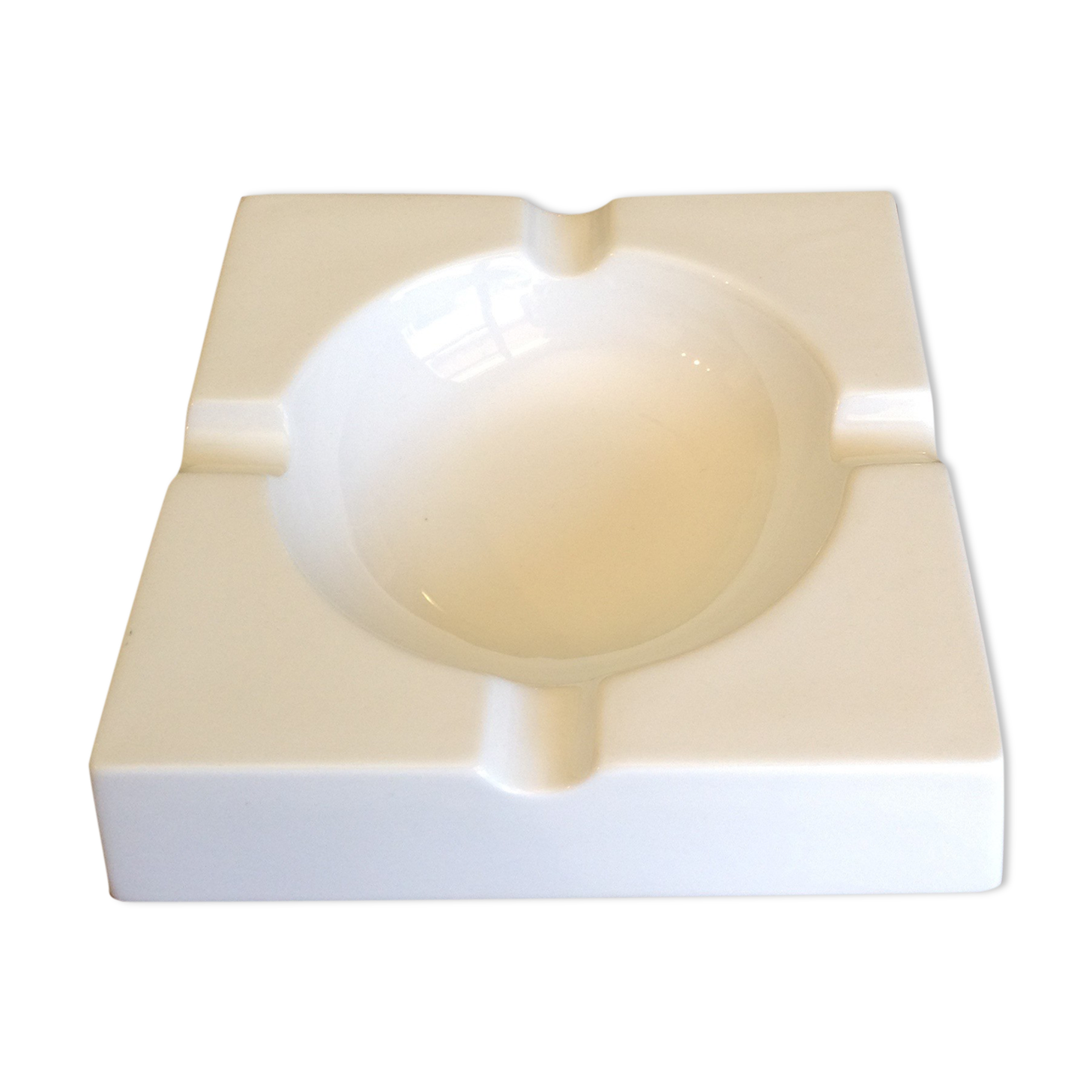 White square ashtray