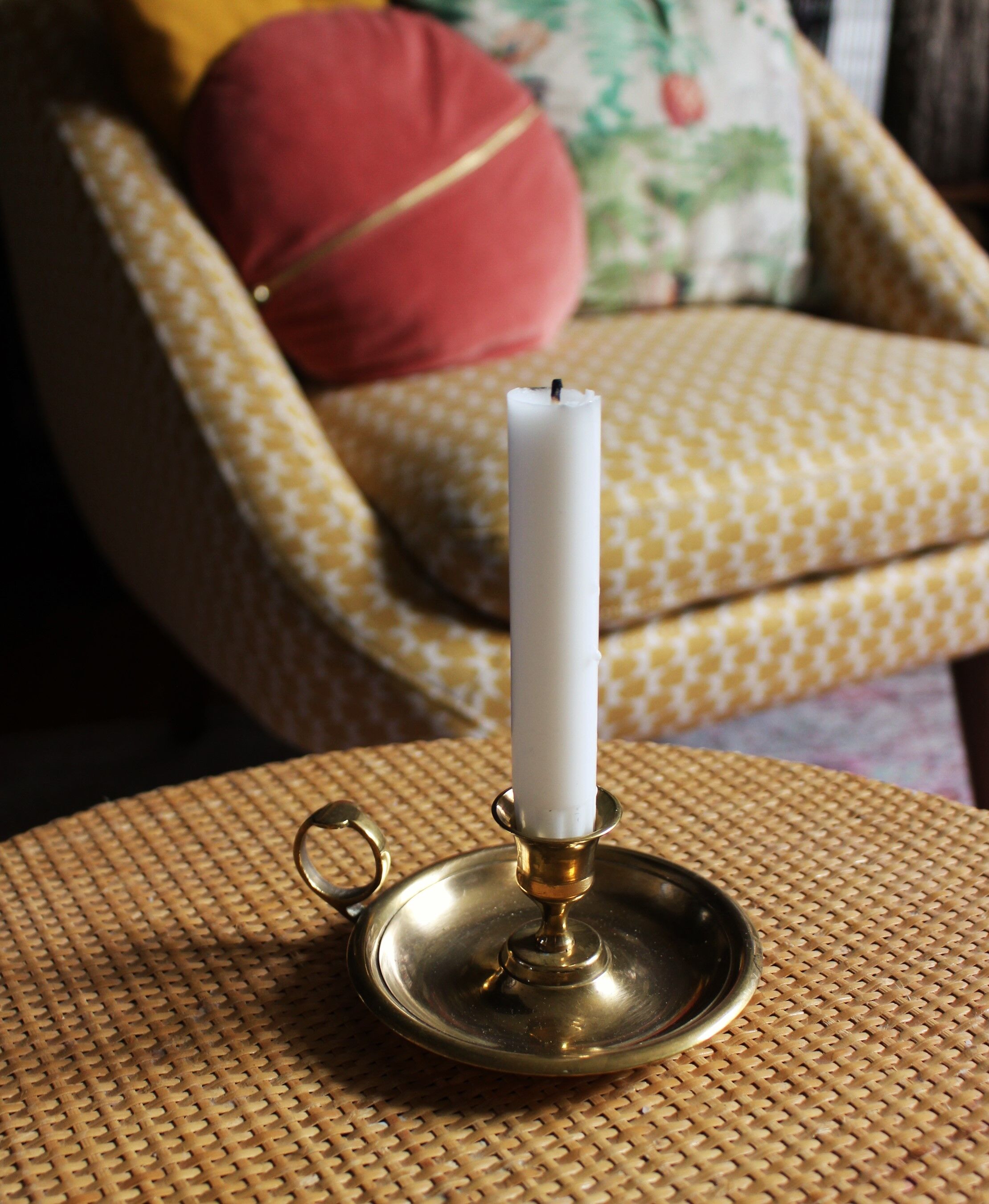 Brass candle holder cellar rat round handle