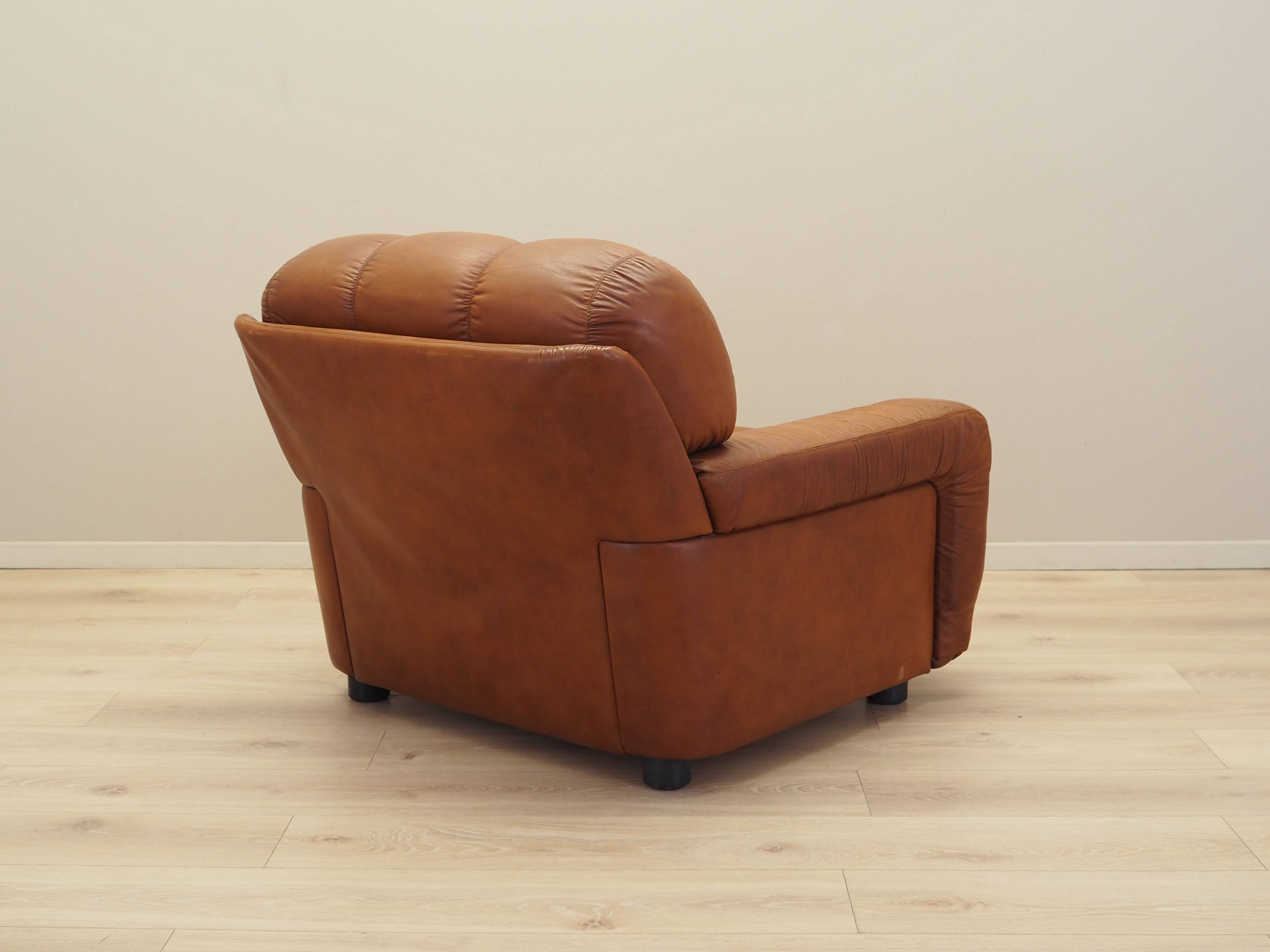 Brown armchair, Italian design, 1970s, production: Italy