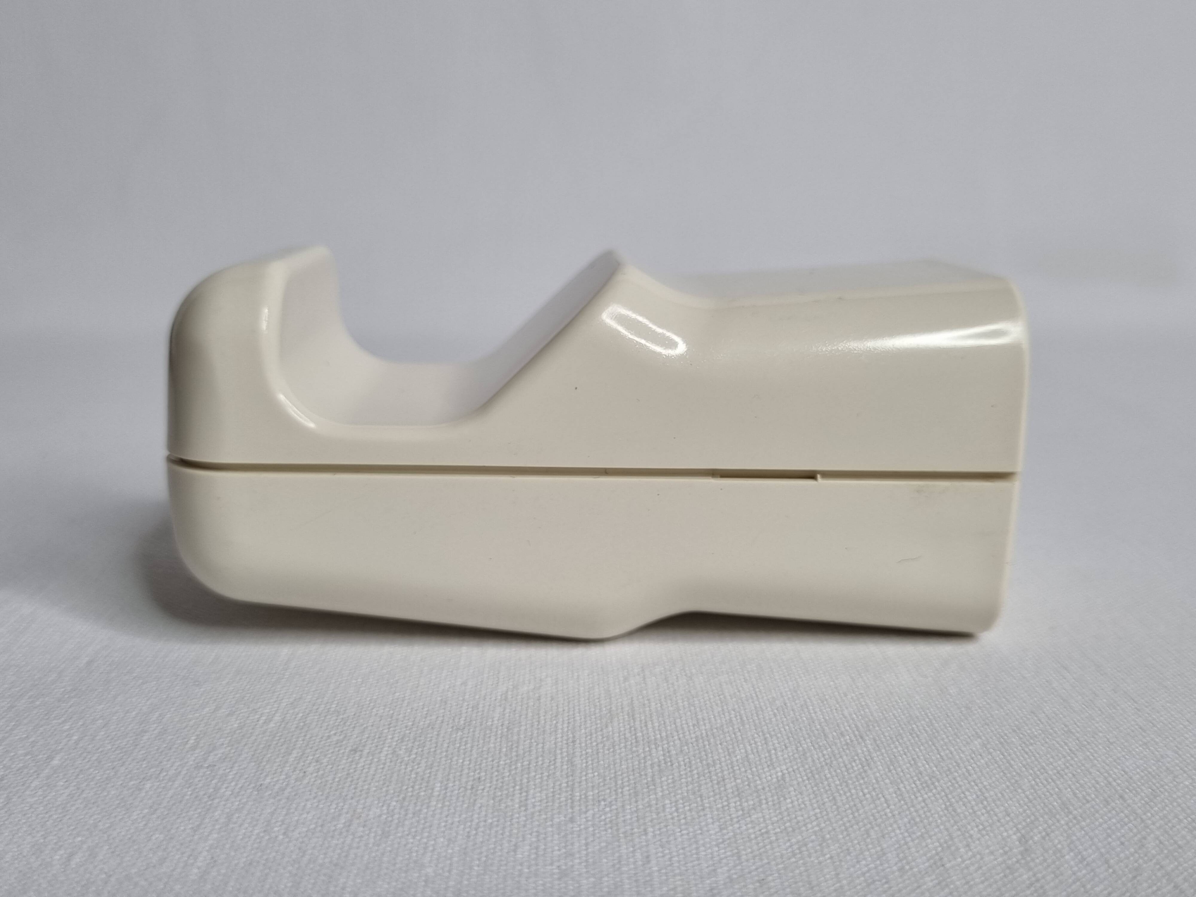 Set of 4 vintage "Space Age" coat hooks, 10 cm, 70s-80s