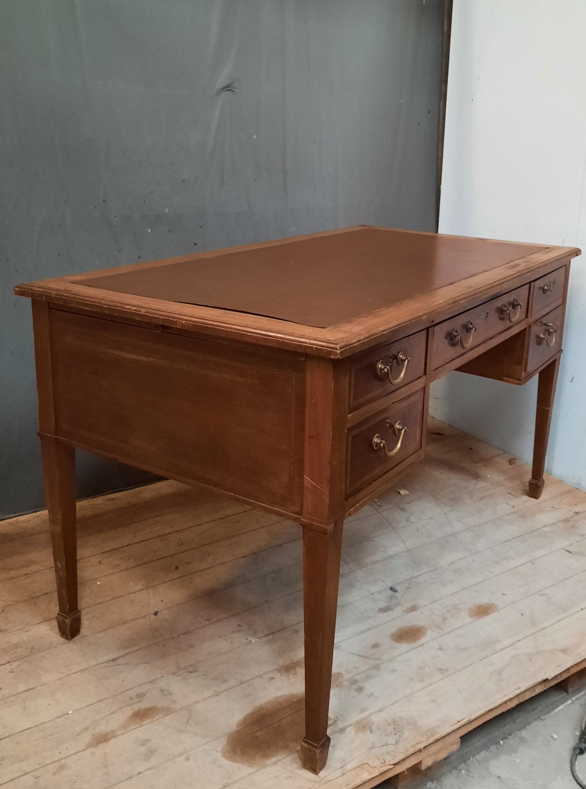 Bureau plat de la maison "Gouffe"