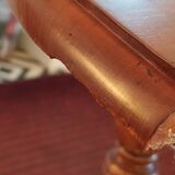 Drop-leaf table with extensions