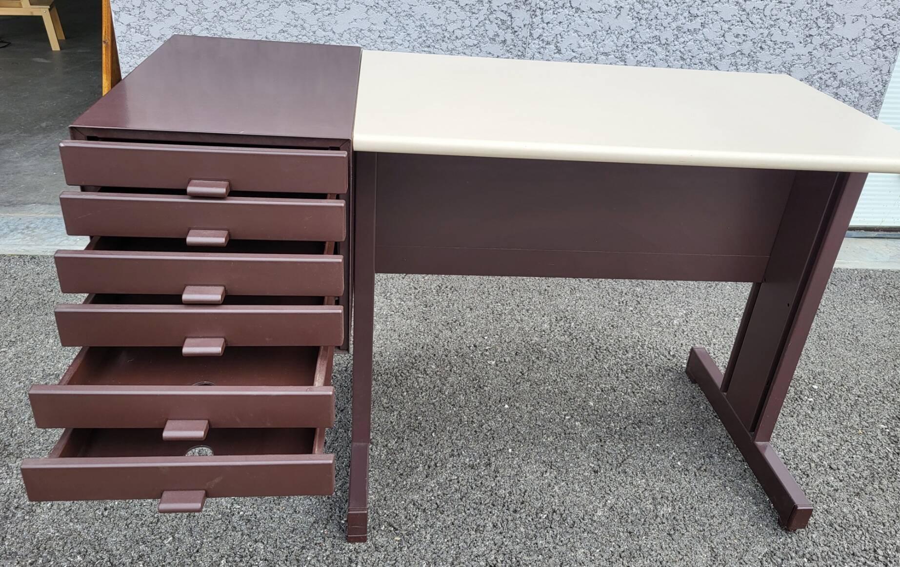 Vintage Olivetti Synthesis Desk - Italian Industrial Design, 1970s