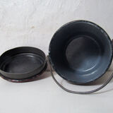 Ancien pot seau en métal émaillé