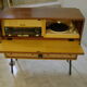 Meuble radio et tourne-disque " La Voix de son Maitre" des années 1950