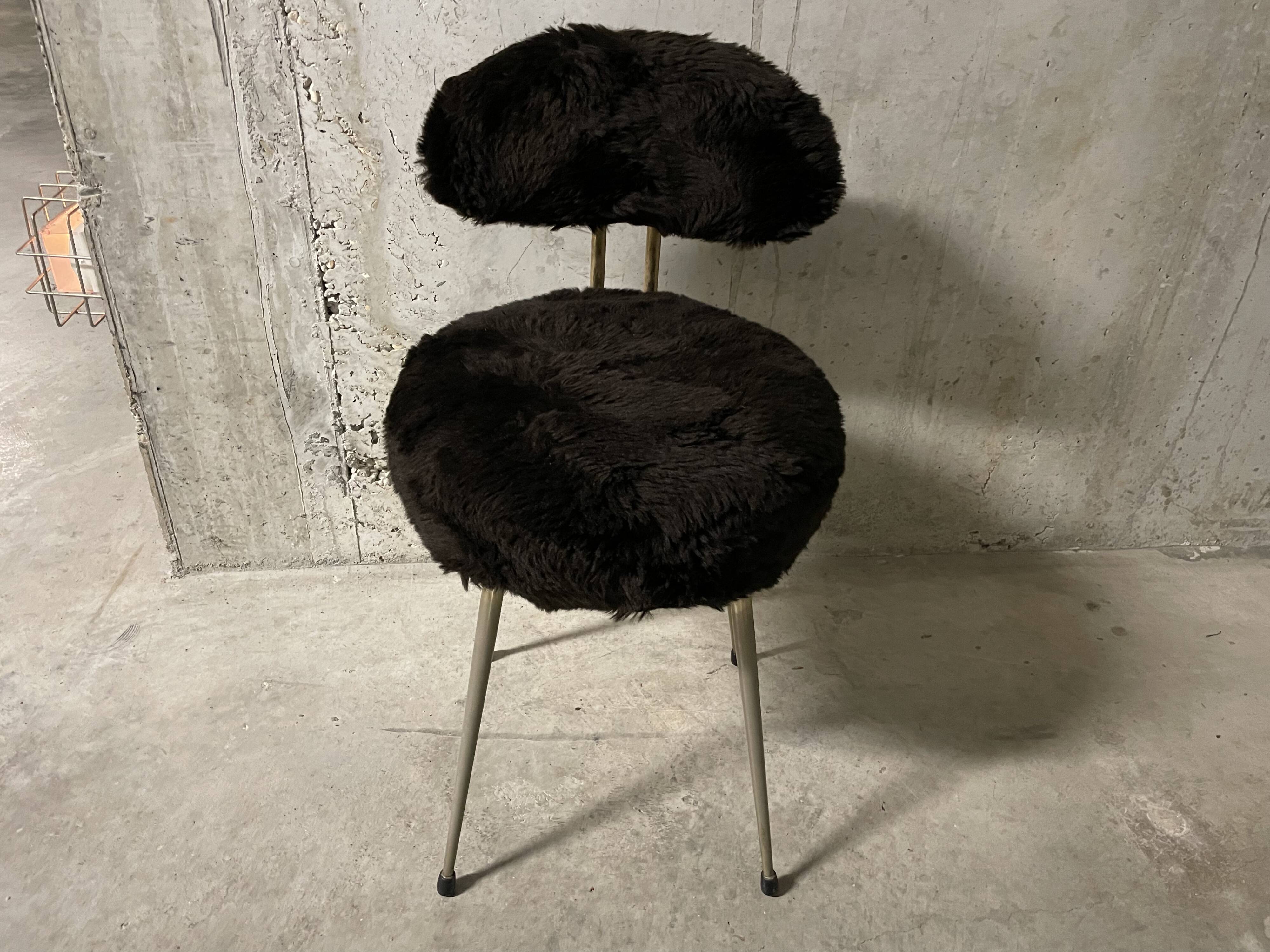 Chaise Pelfran en fausse fourrure, années 70