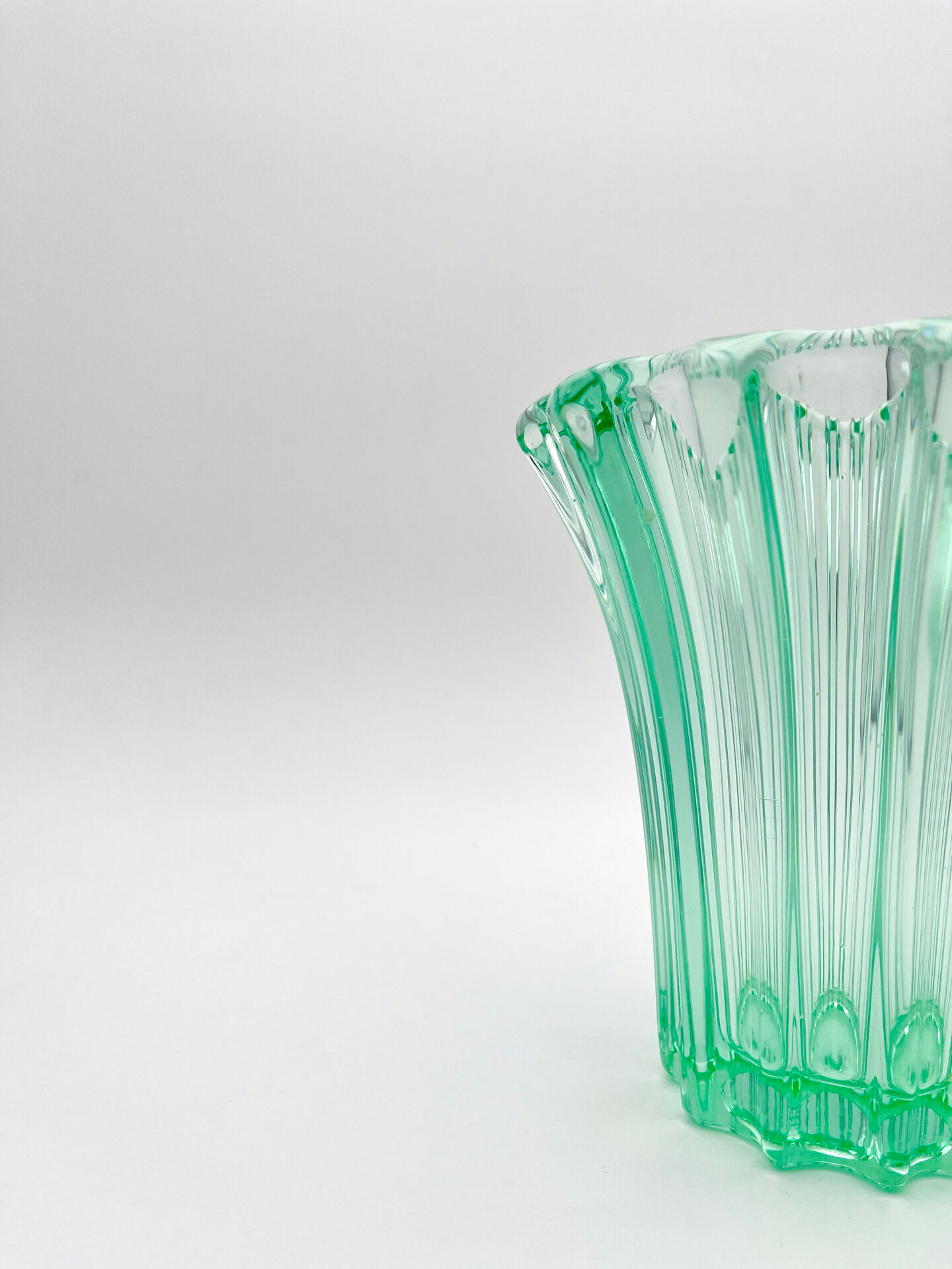 Art Deco Vase Pierre d'Avesn Moulded-Pressed Glass Emerald Green
