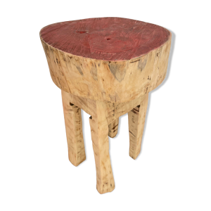 Ancien tabouret en bois brut