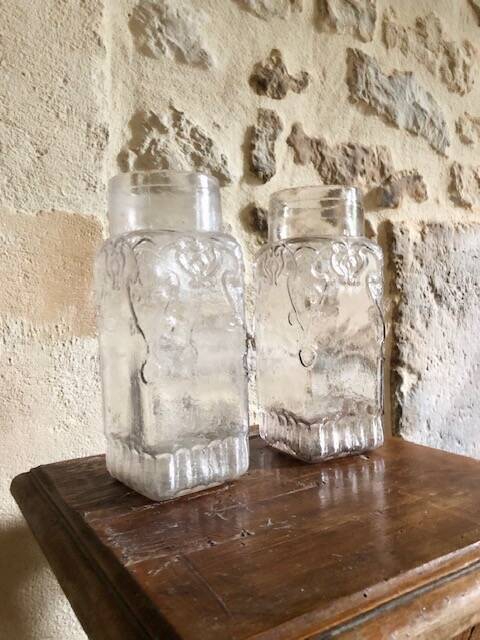 2 glass vases, 19th century.