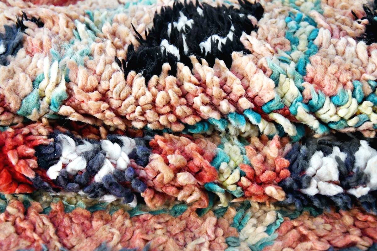 Moroccan Berber rug Boujaad vintage 354 x 133 cm