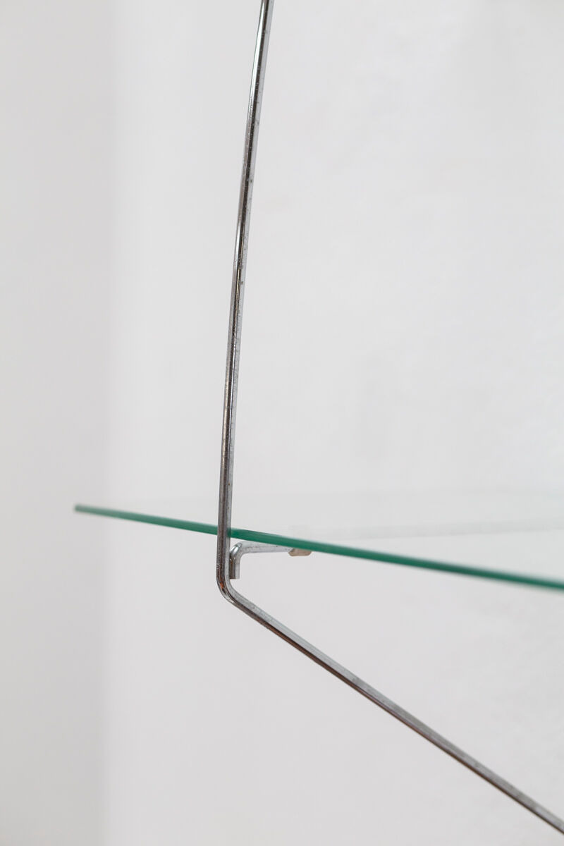 Wall rack 'sail' in chrome and glass