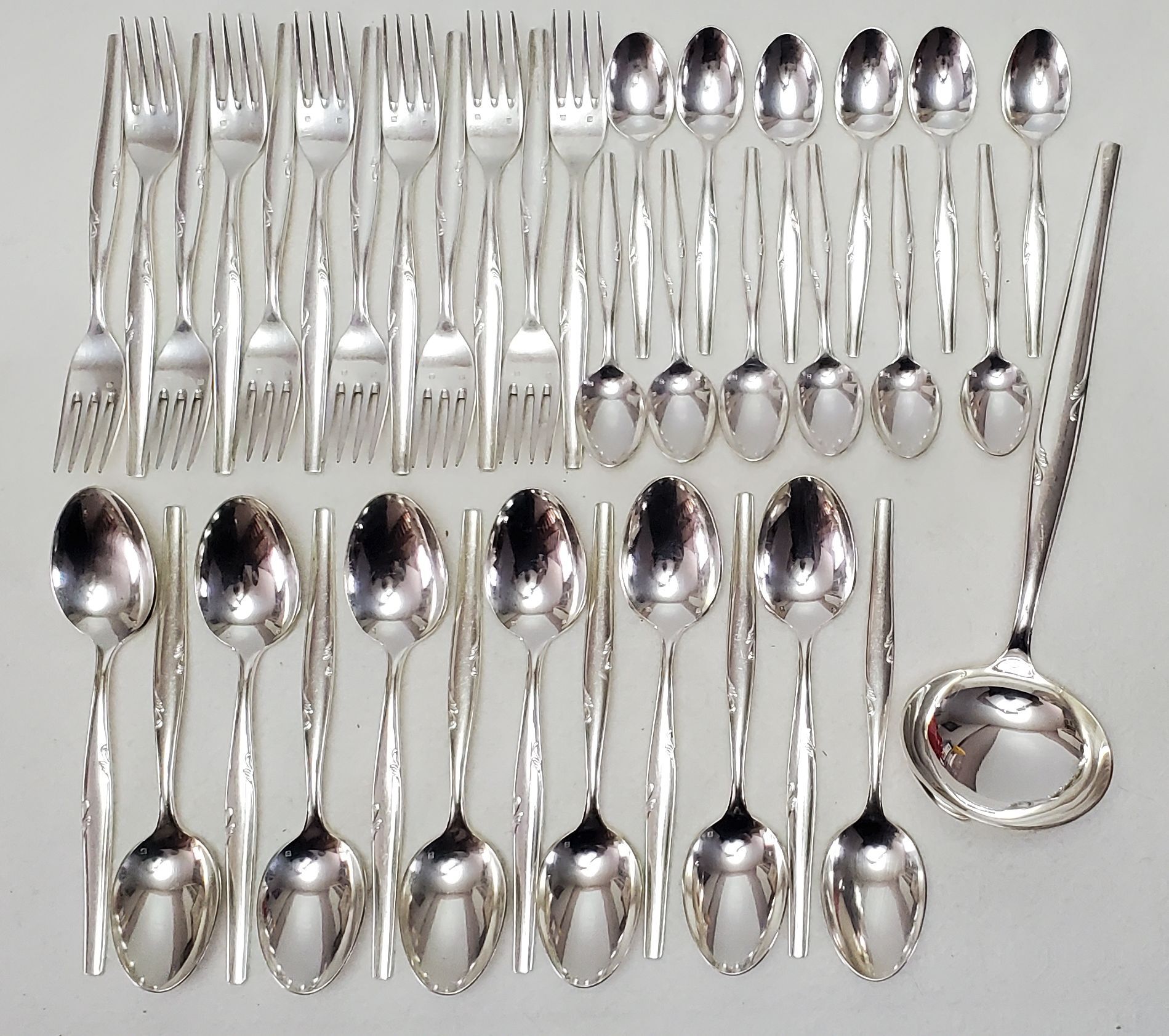 Housewife 47 pieces in silver metal Orbrille