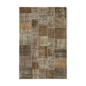 Hand-knotted turkish vintage 198 cm x 300 cm brown patchwork carpet