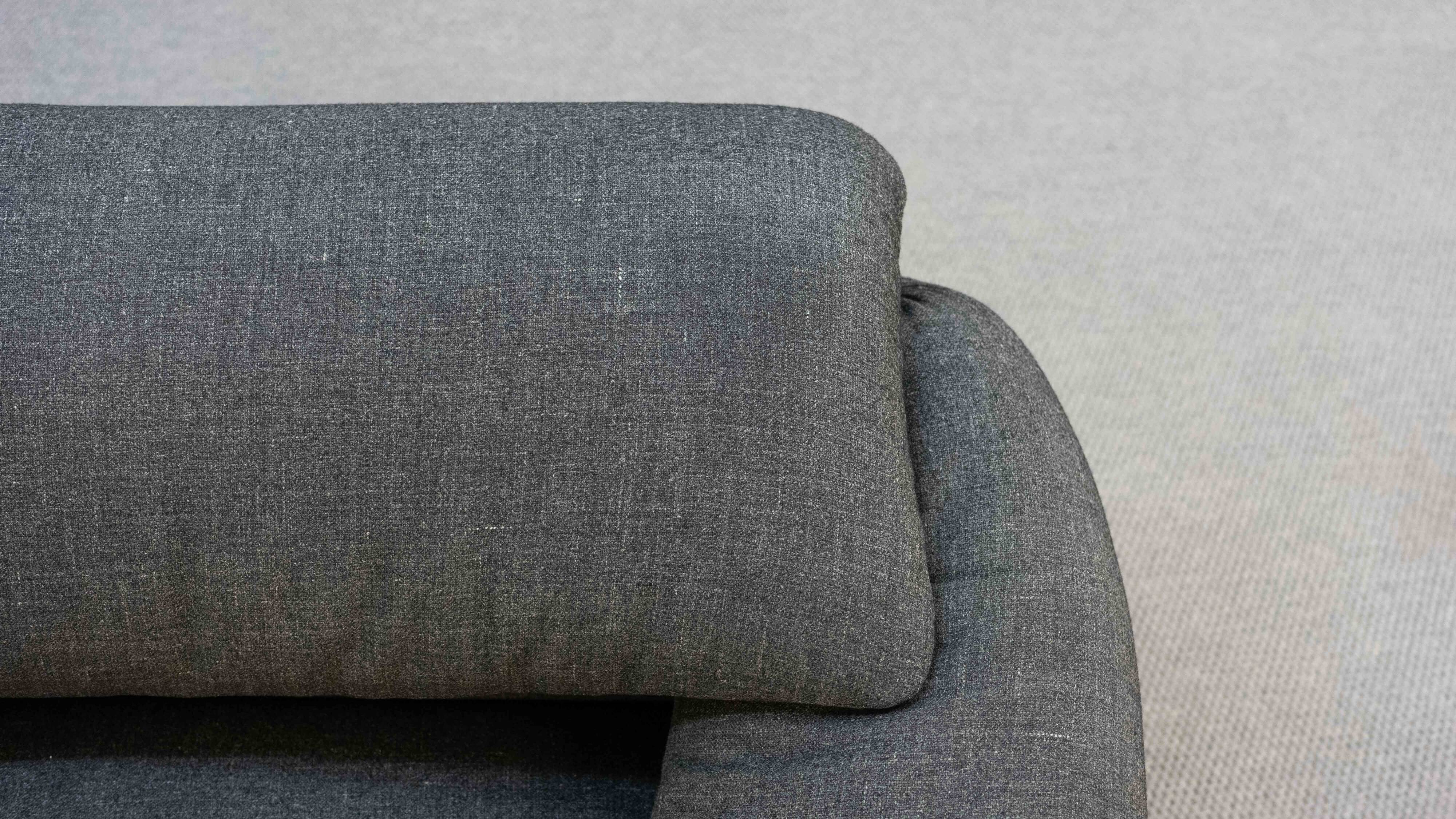 Maralunga 2.5-seat Sofa by Vico Magistretti for Cassina, Italy