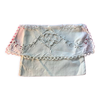 Vintage linen embroidered pocket 30s/40s