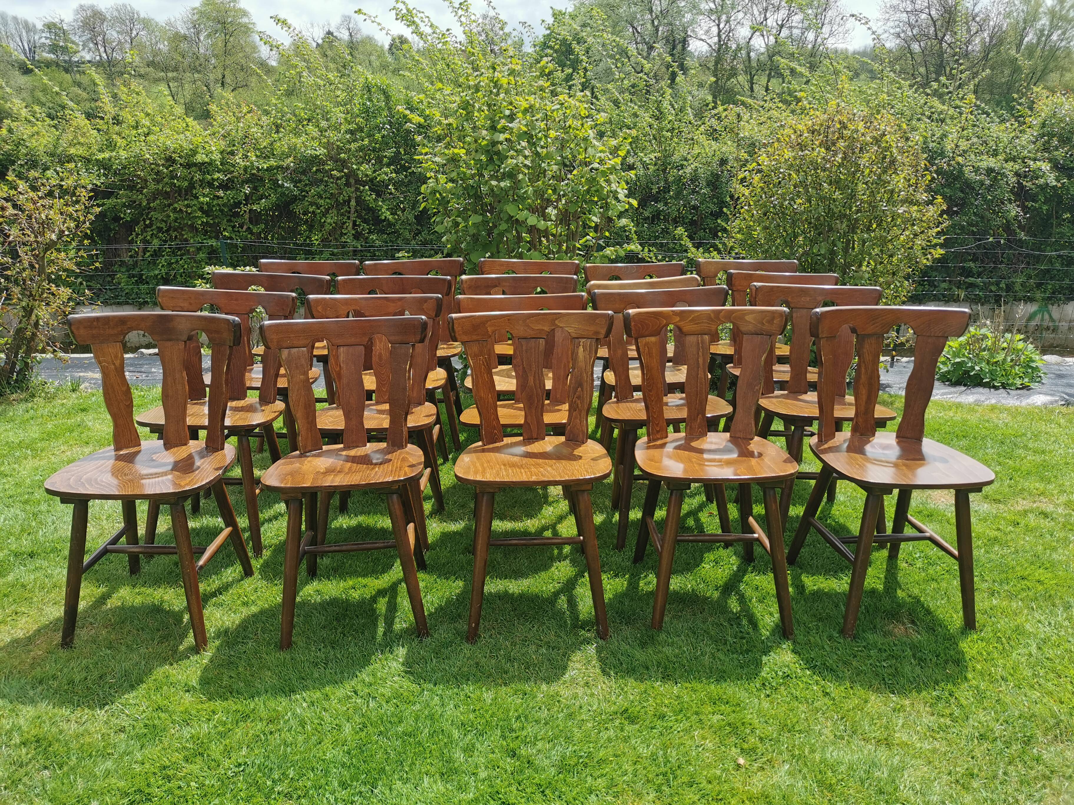 Lot de 20 chaises bistrot