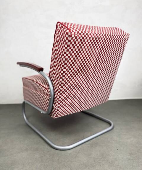 Thonet S-411 Armchair "Red & White"