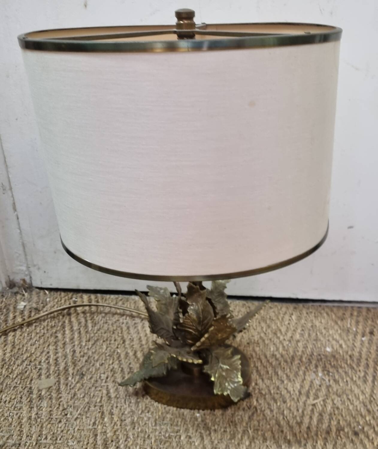 table lamp, bronze foliage Circa 1960