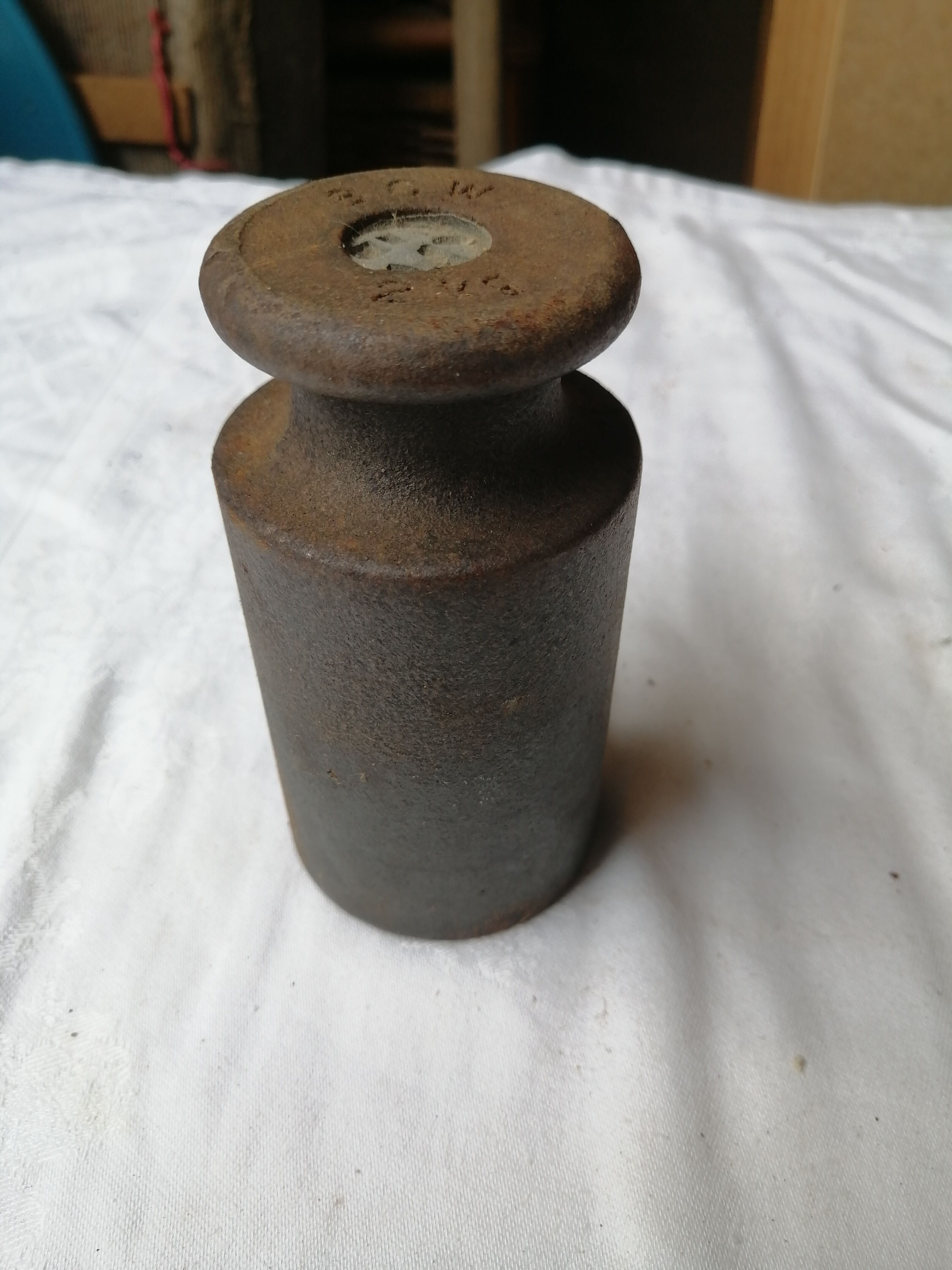 1 bcw cast iron scale weight box