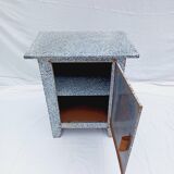 Enameled cabinet with one door