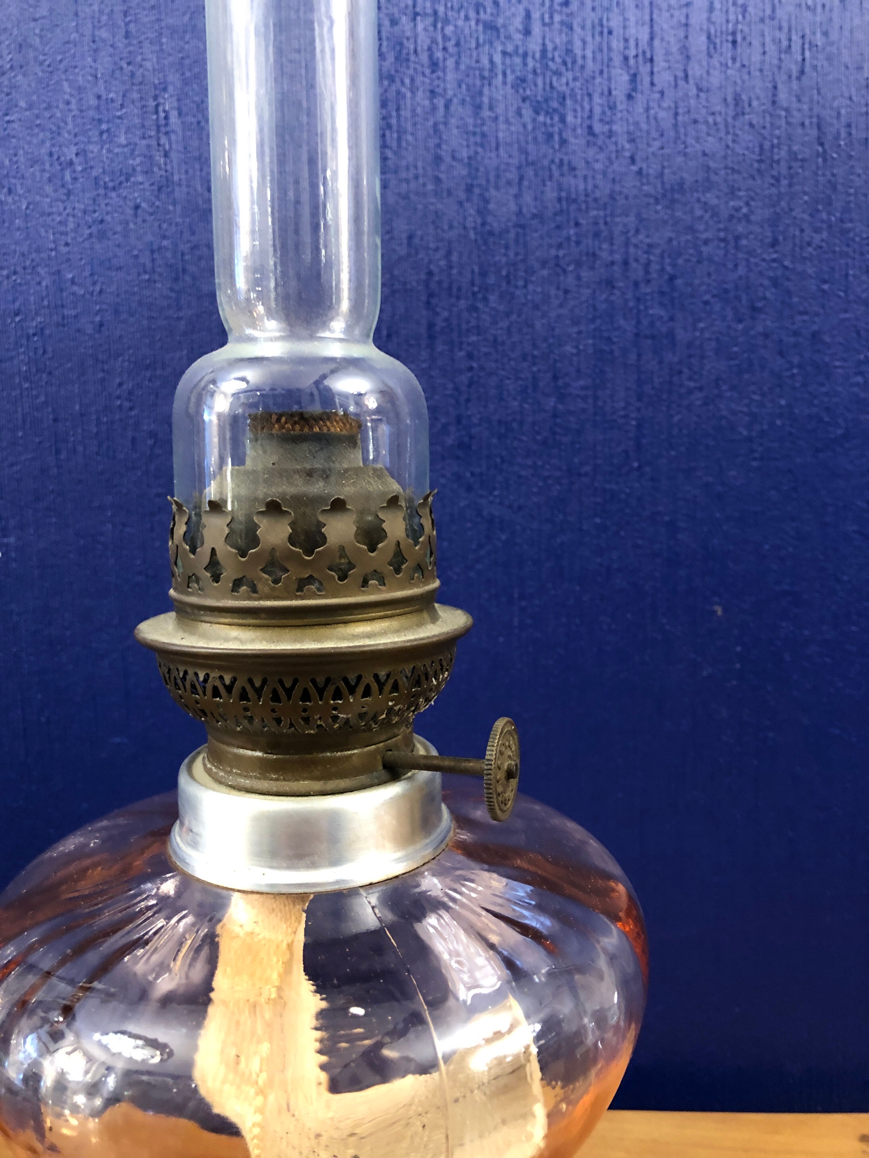 Oil lamp