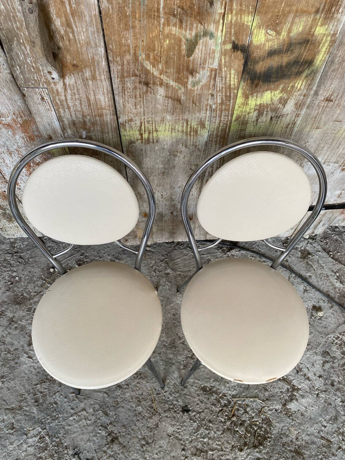 SOUDEXVINYL Chair Pair Chrome Metal + White Skai 70s Vintage #