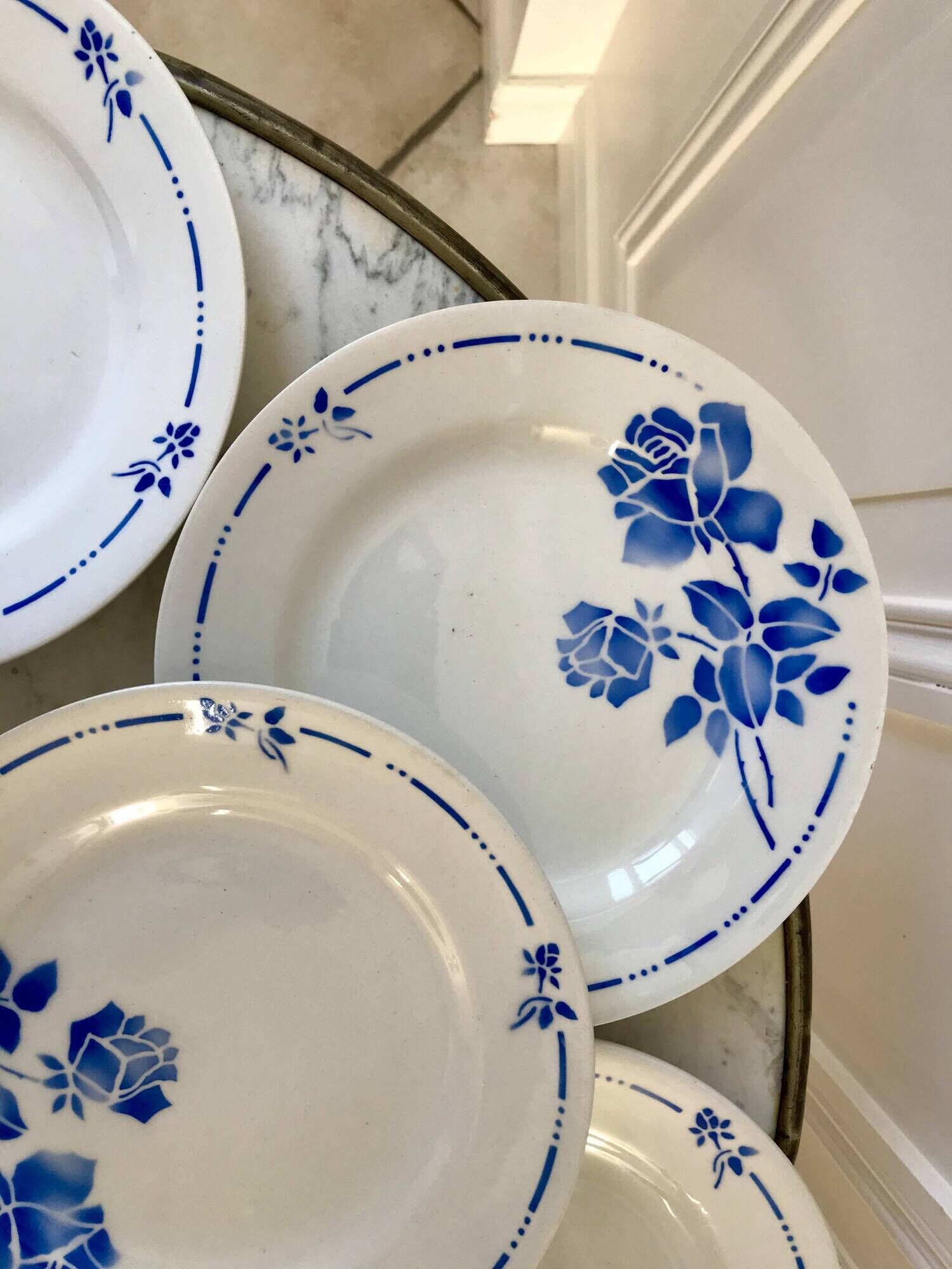 set of 8 St Amand dessert plates Gilbert model 50s