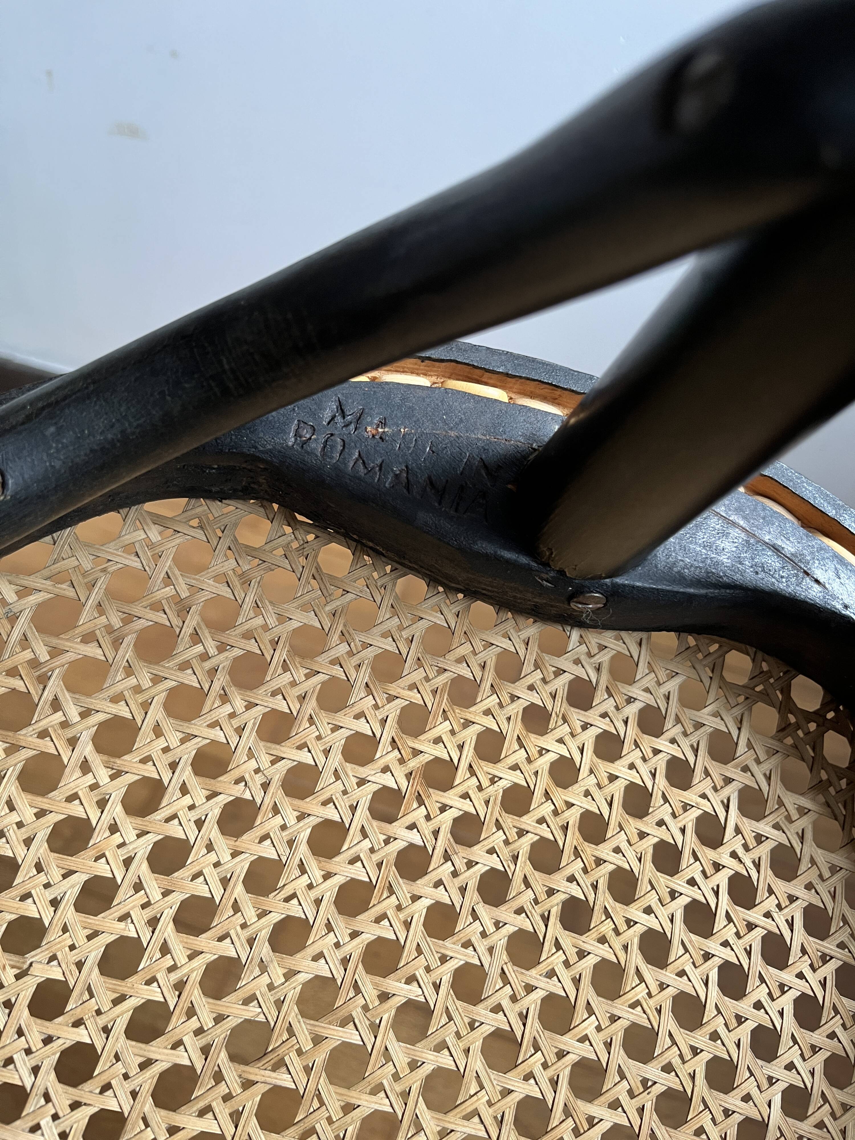 Tabouret haut cannage
