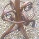 Portemanteau perroquet bistrot attribué à Thonet